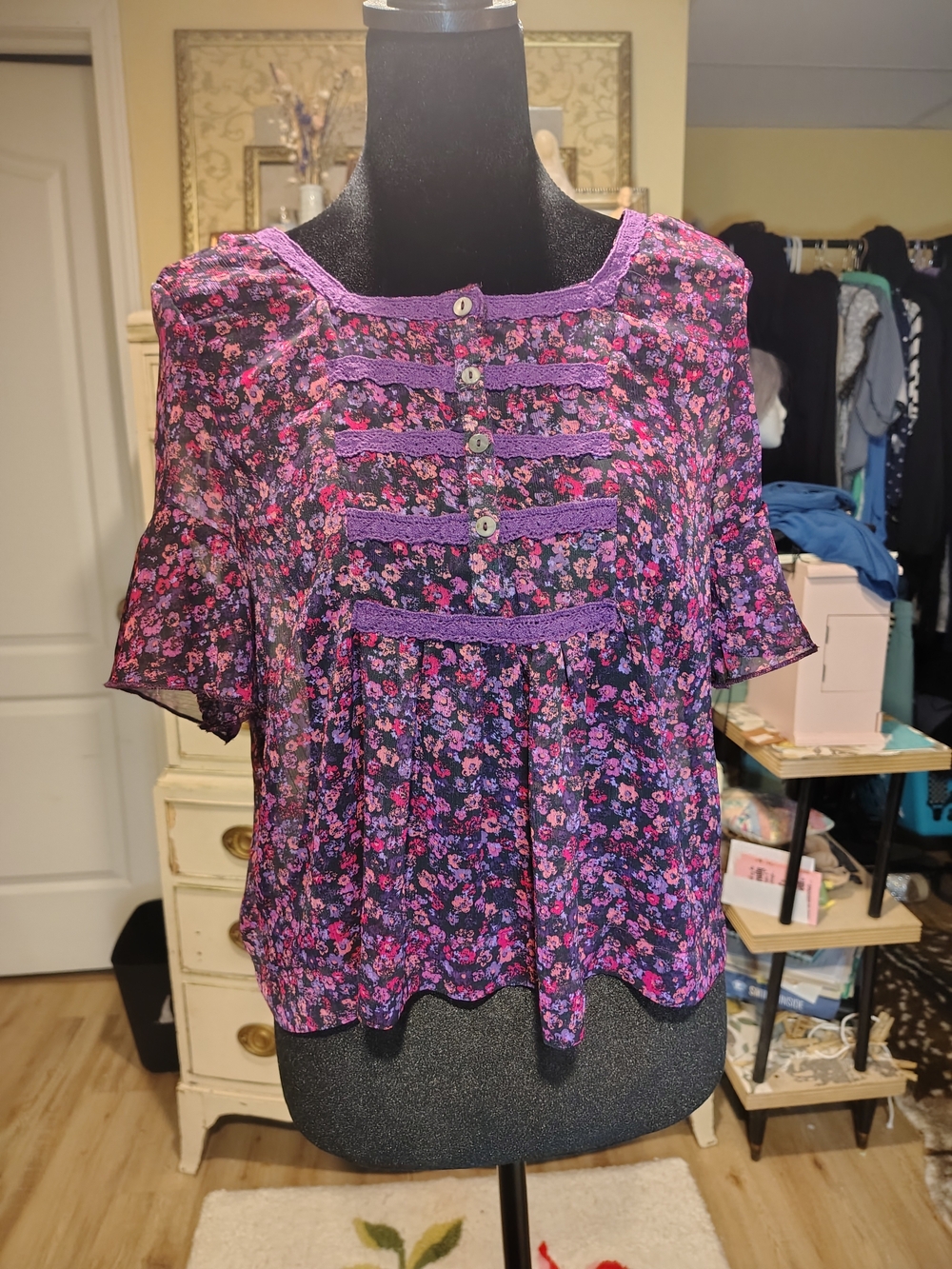 Women's Purple Floral Lace-Trim Blouse